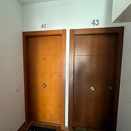 R1345 Carabeo 1-42, Access To The Apartmán