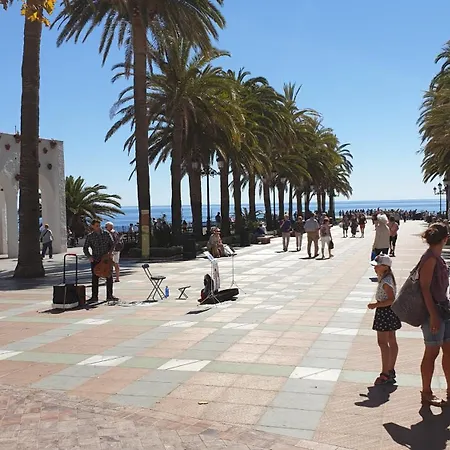 R1345 Carabeo 1-42, Access To The * Nerja